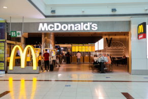 McDonald’s storefront image
